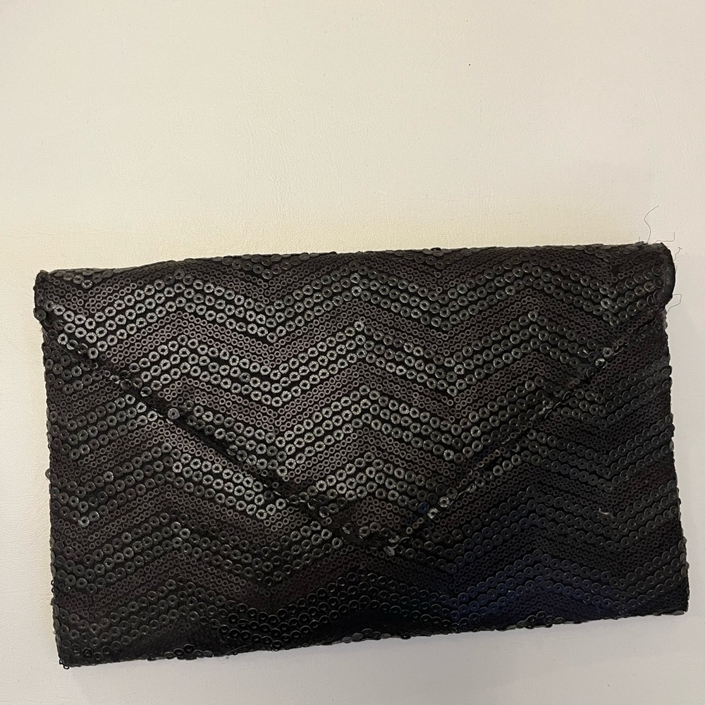 NWT Urban Expressions black beaded clutch with chain strap